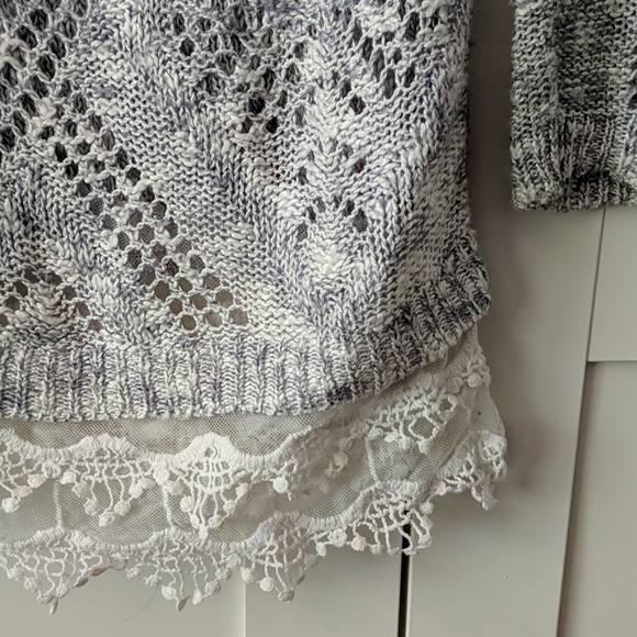 ❄️ 3/$25 BLUENOTES Blue Knit Sweater - Picture 3 of 5